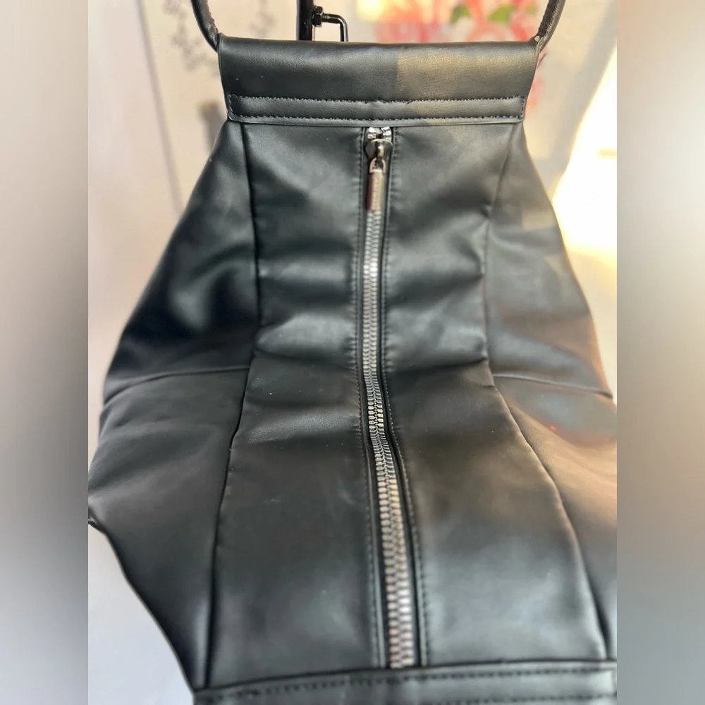 Pixie Mood Stella black Vegan Leather Large Size Purse
